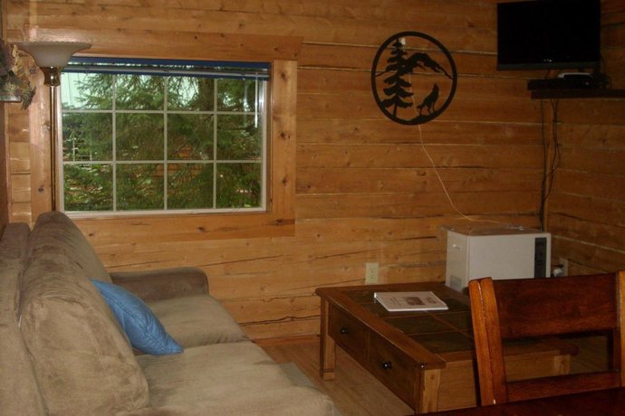 Box Canyon Cabins Seward Compare Deals