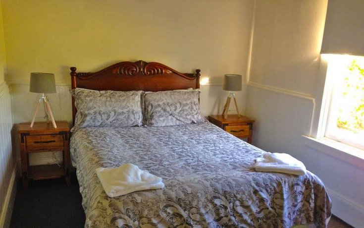 low head pilot station