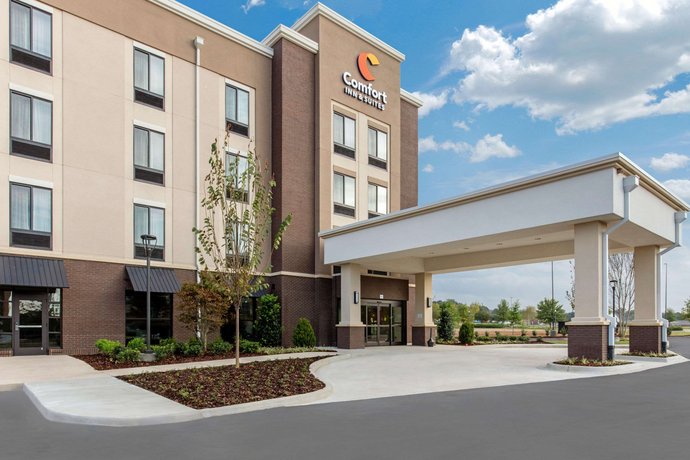 Comfort Inn & Suites at CrossPlex Village