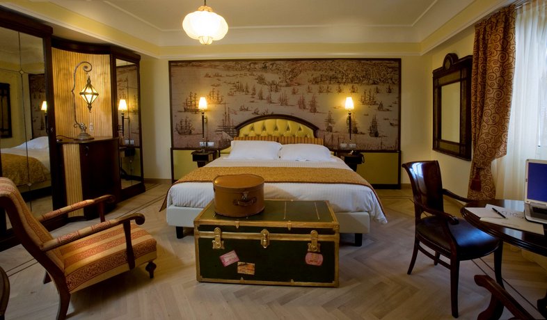 Grand Hotel Savoia