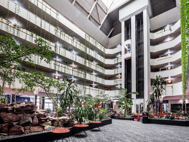 Novotel Darwin CBD