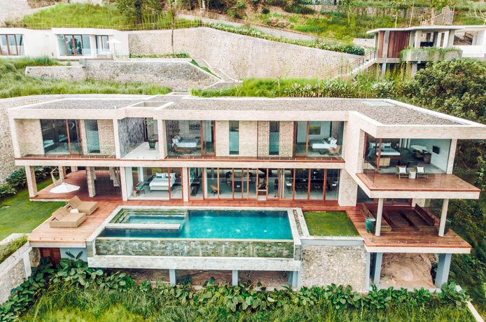Selong Selo Resort and Residences