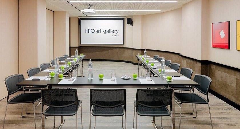 H10 Art Gallery Hotel