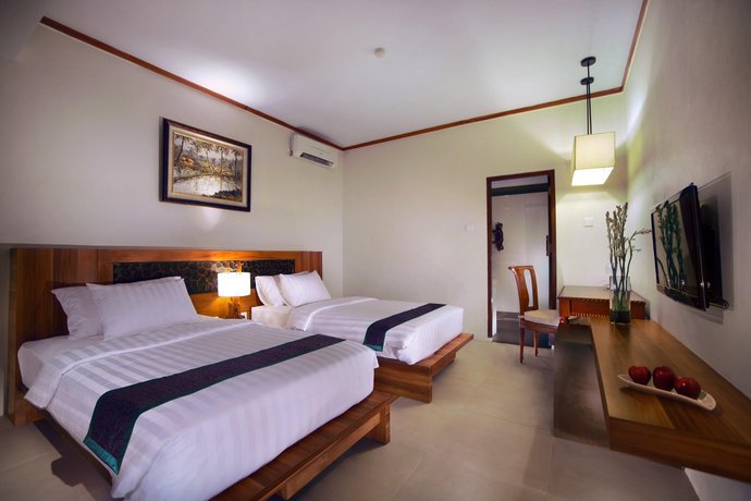 ASTON Sunset Beach Resort