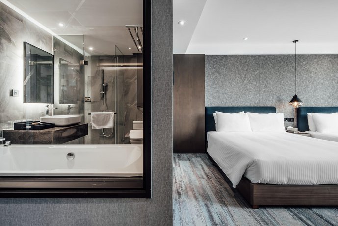 Harbour 10 Hotel