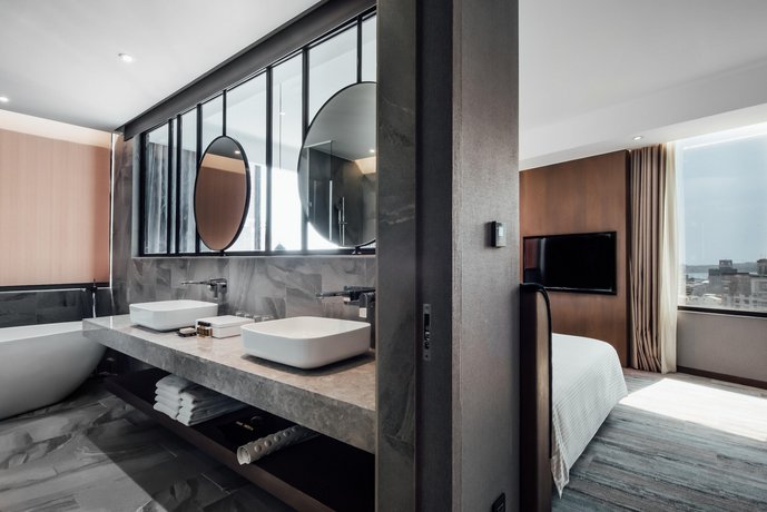 Harbour 10 Hotel