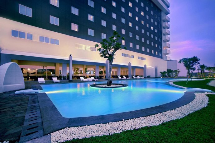 ASTON Cirebon Hotel & Convention Center