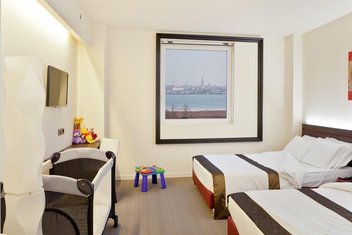 Antony Hotel