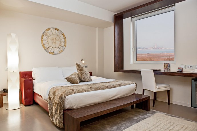 Antony Hotel