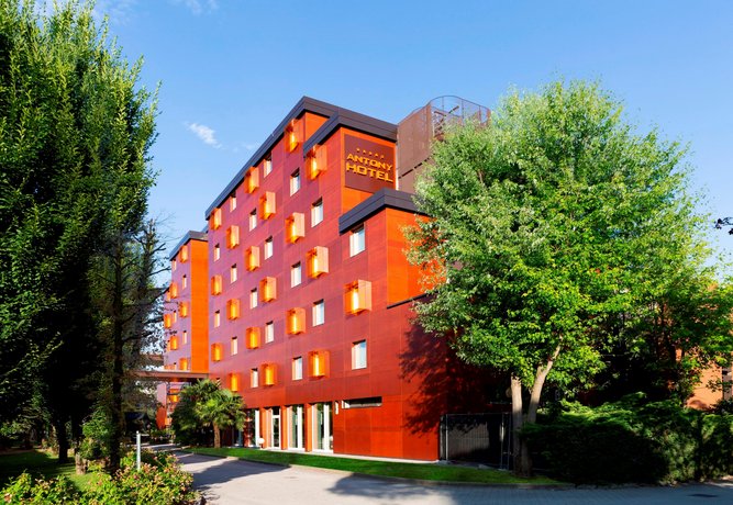 Antony Hotel