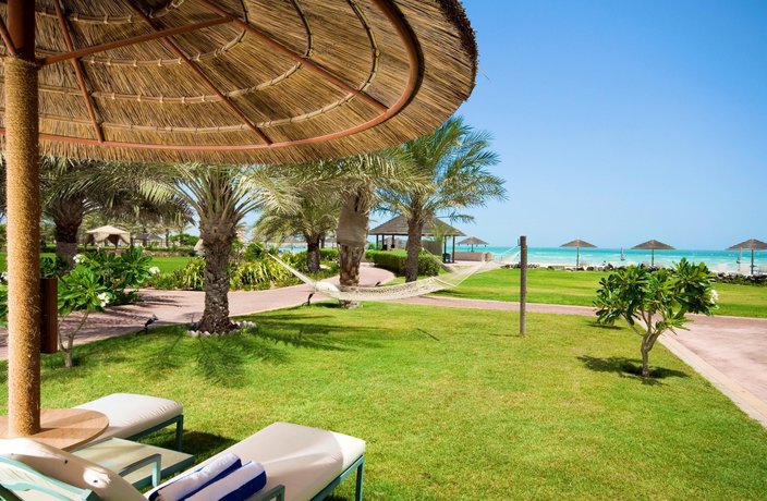 Danat Jebel Dhanna Resort