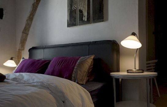 Ipio Vouni Suites