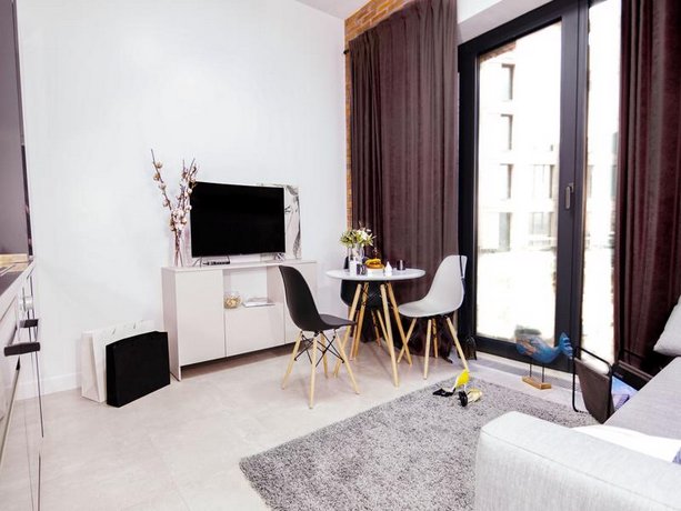 Апартаменты Docklands life