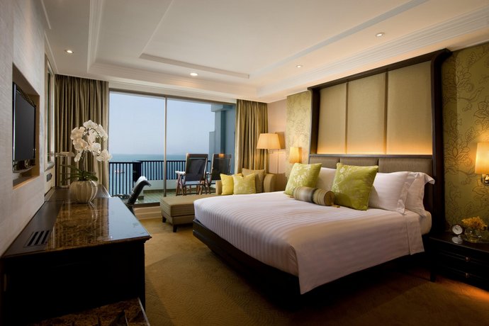 Dusit Thani Pattaya