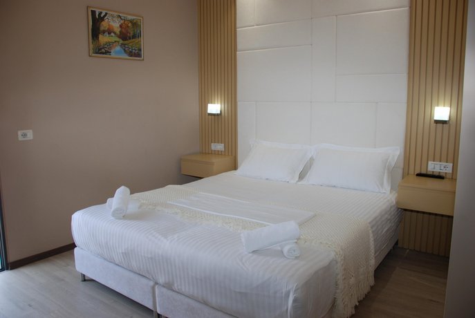 Hotel Strora