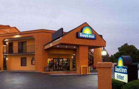 Days Inn by Wyndham Memphis I40 and Sycamore View