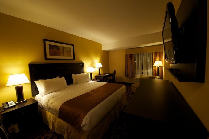 Days Inn & Suites by Wyndham Winnipeg Airport Manitoba