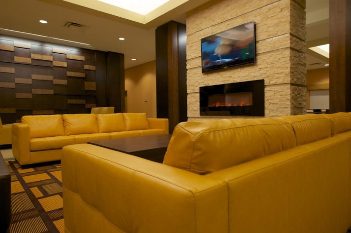 Days Inn & Suites by Wyndham Winnipeg Airport Manitoba