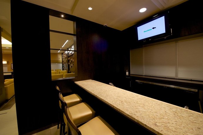 Days Inn & Suites by Wyndham Winnipeg Airport Manitoba