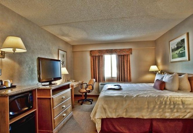 Humphry Inn and Suites
