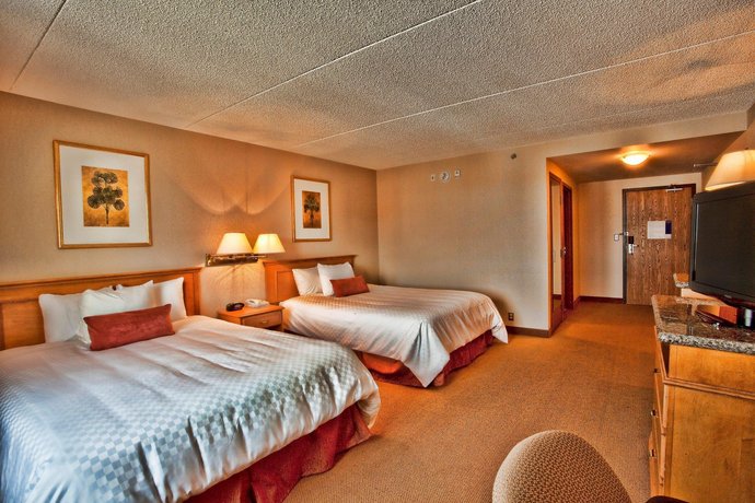 Humphry Inn and Suites