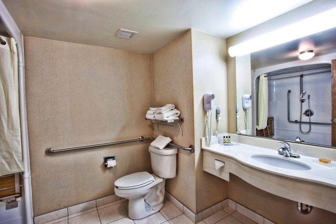 Humphry Inn and Suites