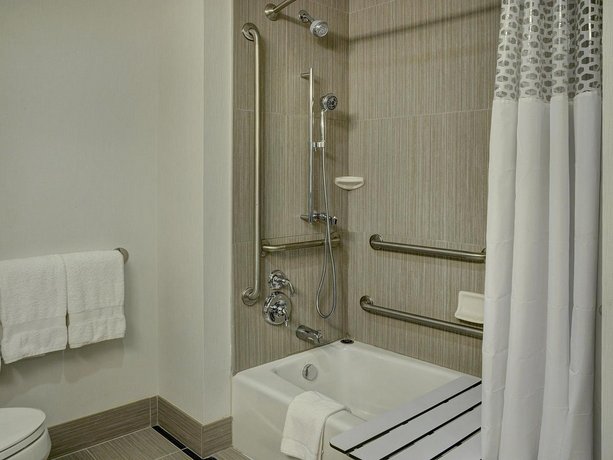 Hampton Inn by Hilton Winnipeg