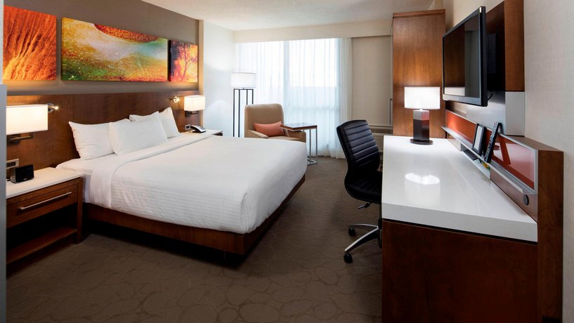 Delta Hotels by Marriott Winnipeg
