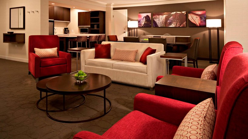Delta Hotels by Marriott Winnipeg