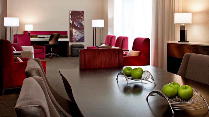 Delta Hotels by Marriott Winnipeg