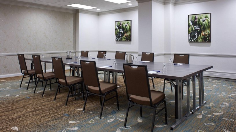 Delta Hotels by Marriott Winnipeg