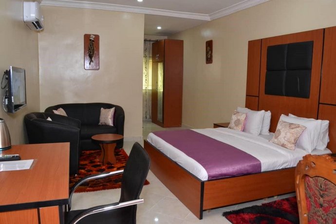 Limoh Suites