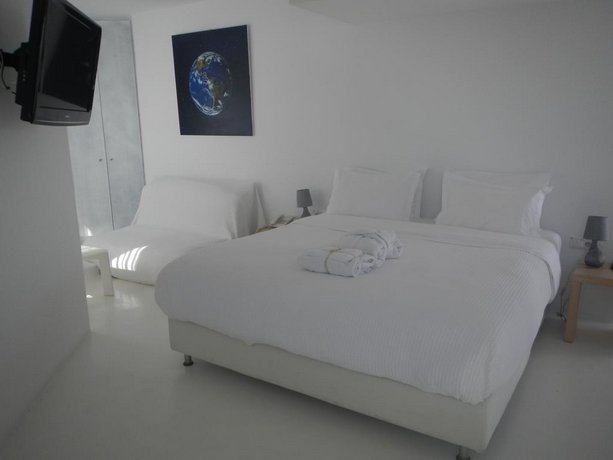 Rocabella Santorini Hotel & Spa