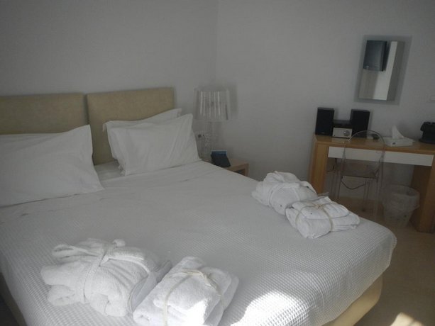 Rocabella Santorini Hotel & Spa