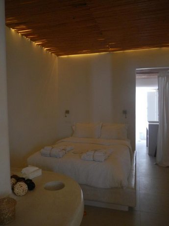 Rocabella Santorini Hotel & Spa