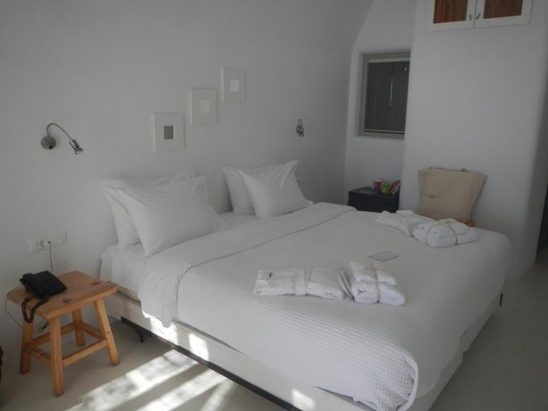 Rocabella Santorini Hotel & Spa