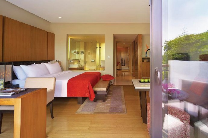 Vivanta Surajkund NCR