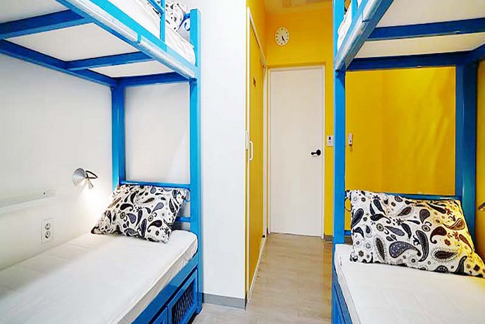 WAY Guesthouse - Hostel