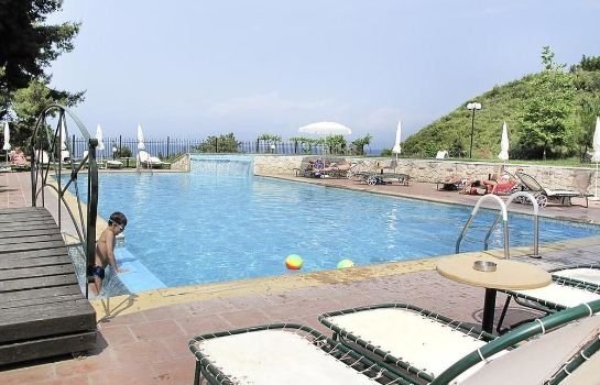 Lesse Hotel