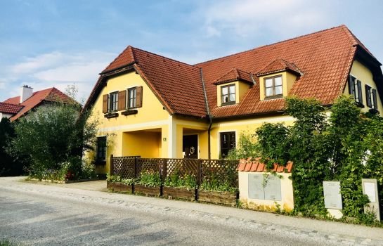 Landhaus Weinblick Rohrendorf bei Krems Austria thumbnail