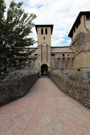 Castello di Felino 아그리투리스모 아리올라 Italy thumbnail