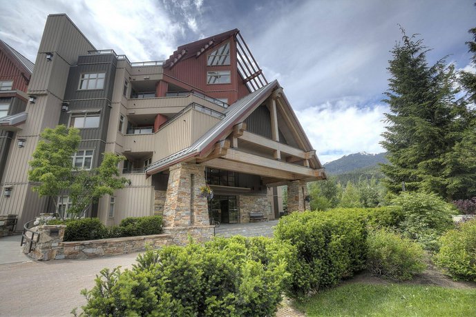 ResortQuest Rentals at Lake Placid Lodge 클링커 피크 Canada thumbnail