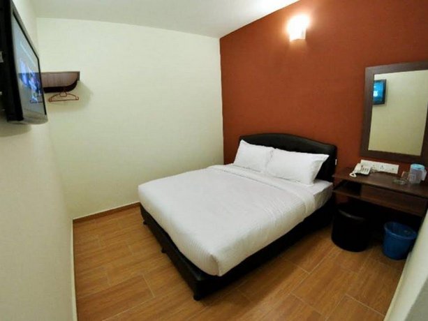 OYO 698 Hotel Sepang at Dengkil Taman Selatan Malaysia thumbnail