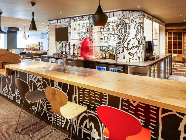 ibis London Heathrow Airport