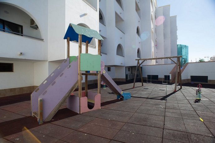Recreational_facility