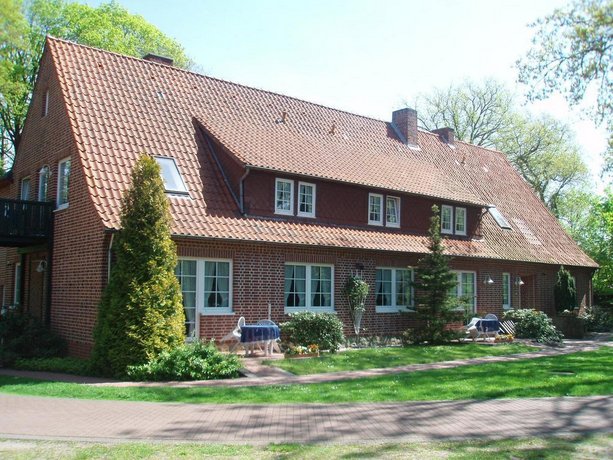 Hotel Haus Hubertus Schneverdingen Compare Deals