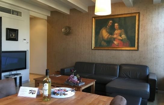 Dutch Masters Short Stay Apartments