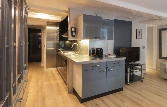 Dutch Masters Short Stay Apartments