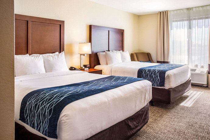 Comfort Inn & Suites Niagara Falls