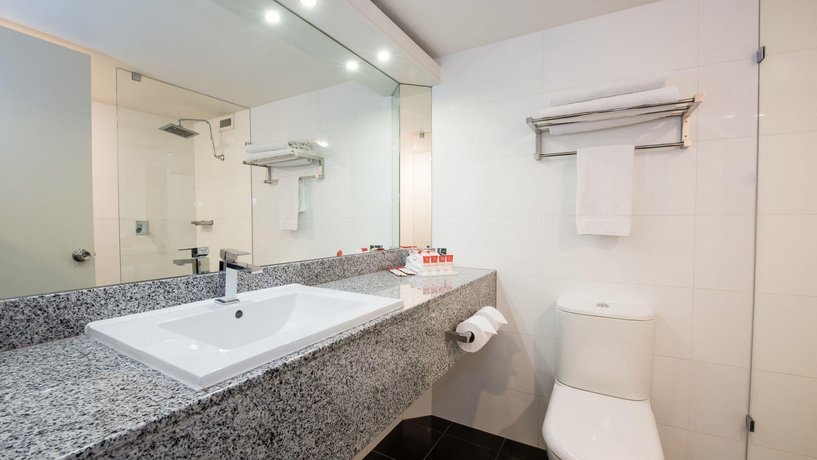 Hotel Grand Chancellor Adelaide